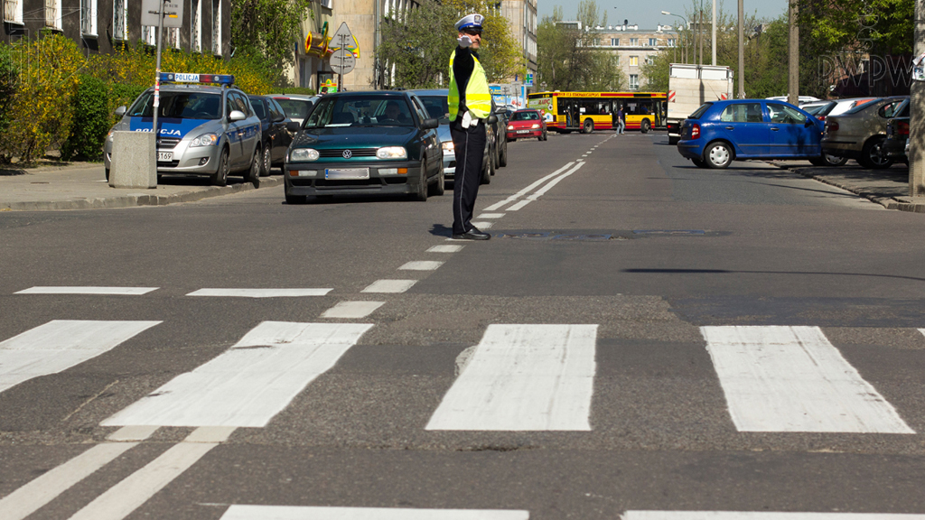 Are you prohibited from entering the junction in this situation?