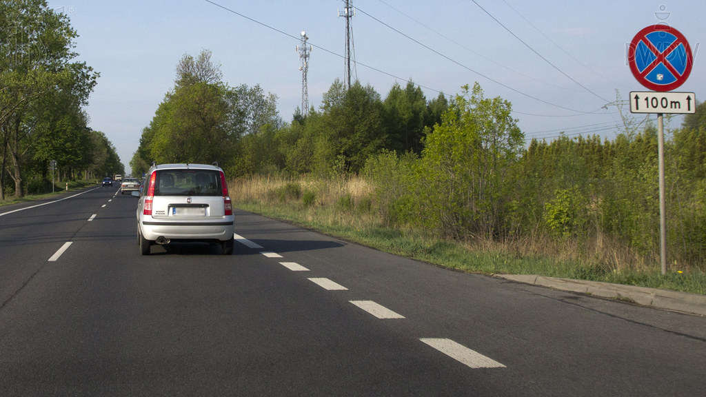 Zeigt das unter diesem Verbotszeichen angebrachte Schild die Länge des Straßeabschnittes, auf dem es gilt?