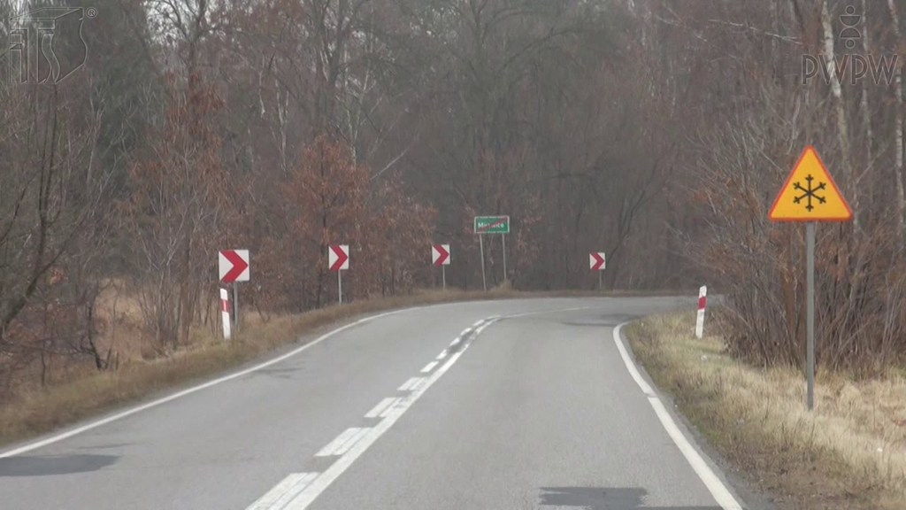 Чи попереджає цей знак про ймовірність ожеледиці на дорозі?