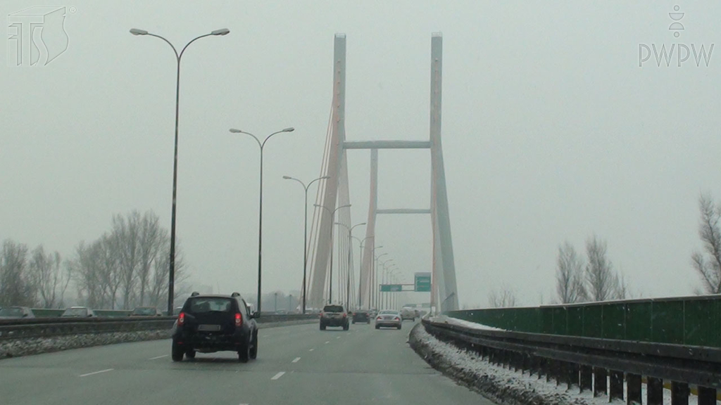 Is it permitted to perform a reverse manoeuvre on a bridge, if you exercise special caution?
