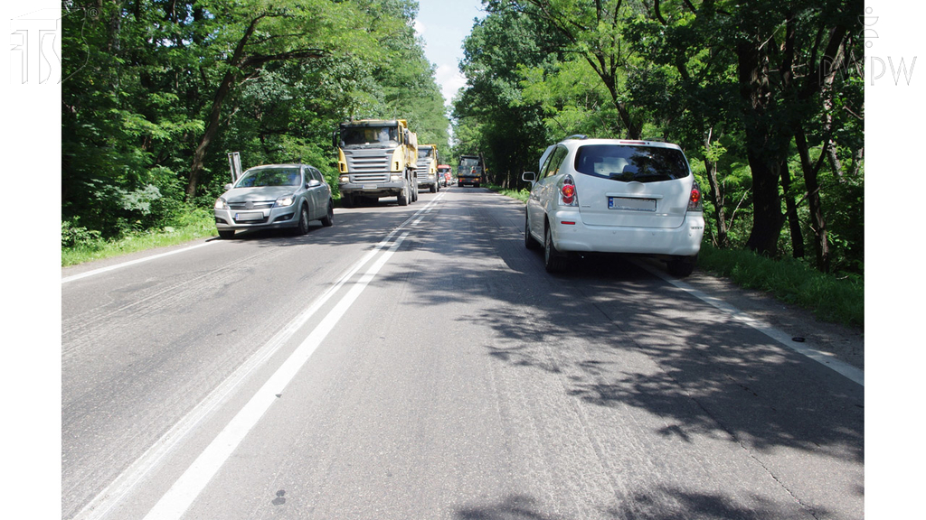 While parking a broken-down car on a paved road outside a built-up area, do you have to leave the low-beam lights on?