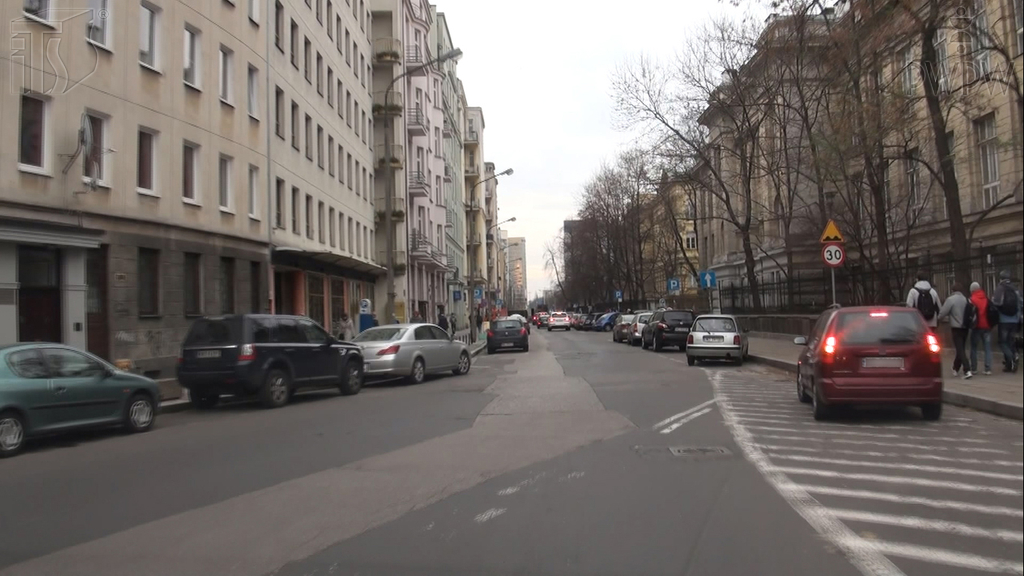 Should you signal the fact of parking a broken-down car on an area excluded from driving?