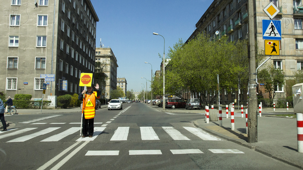 Can you continue driving straight on, in this situation?