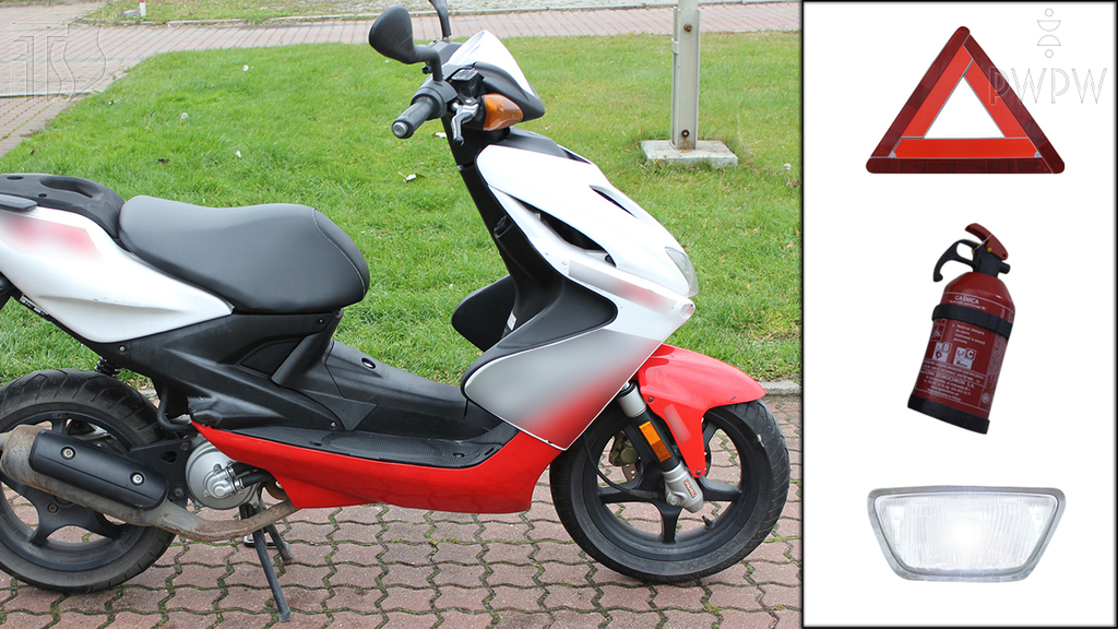 Which of the following elements are obligatory equipment on a moped?