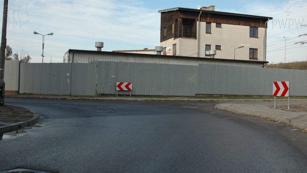 While riding a motorcycle, when should you start braking if you intend to go round a sharp bend on the road?