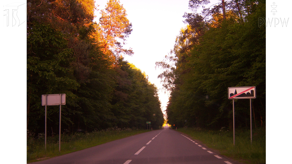 If you drive a tractor, what's the maximum speed that you can reach outside a built-up area?
