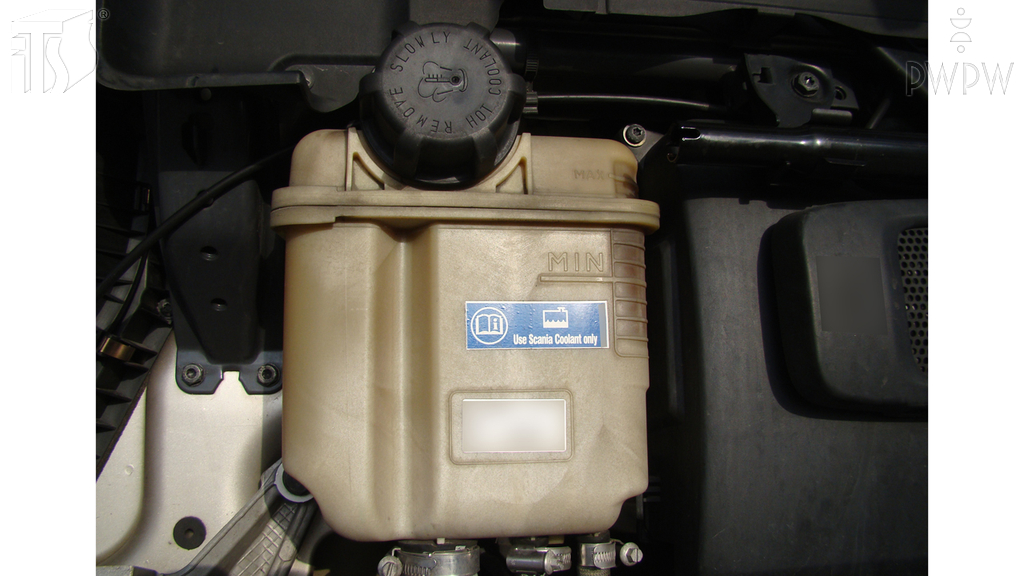 Was kann der zu niedrige Kühlmittelstand beim Verbrennungsmotor zur Folge haben?