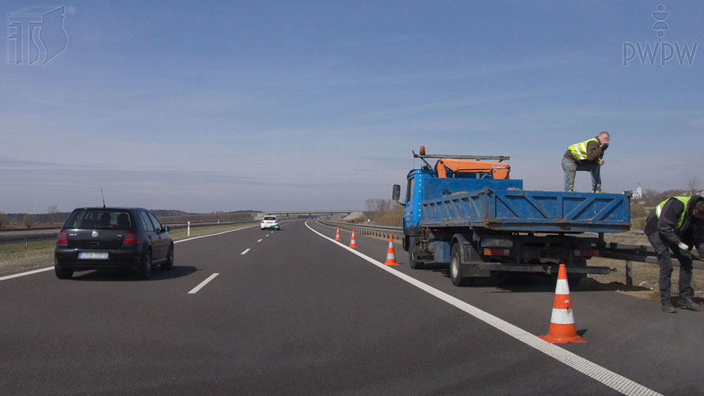 When passing a stationary vehicle are you obliged to keep a safe distance from the vehicle?