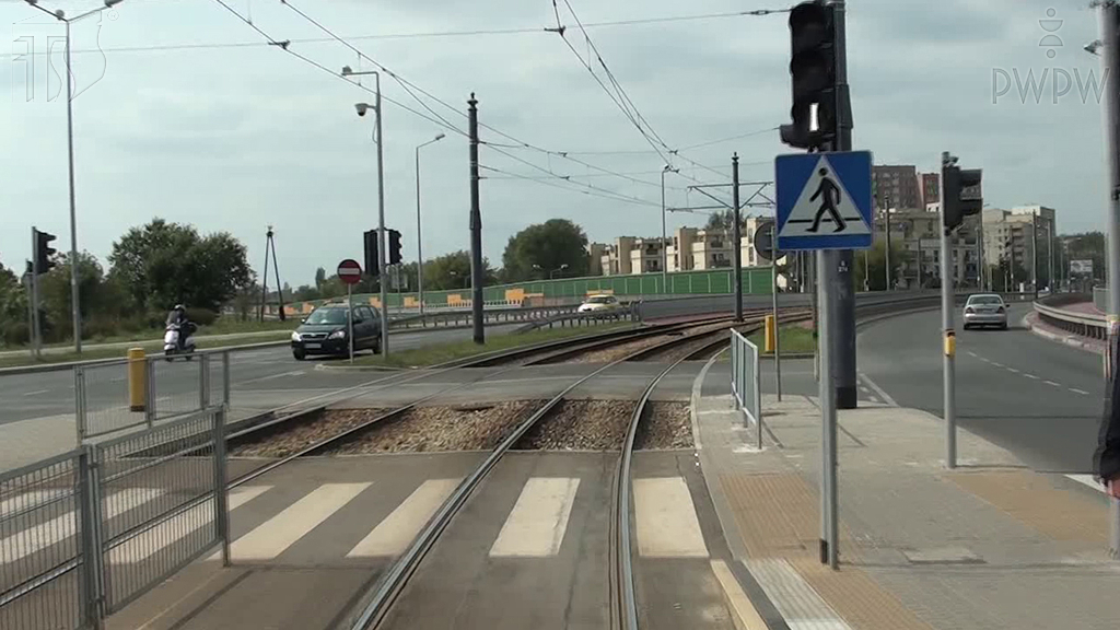 In this situation, are you allowed to enter beyond the signalling device?