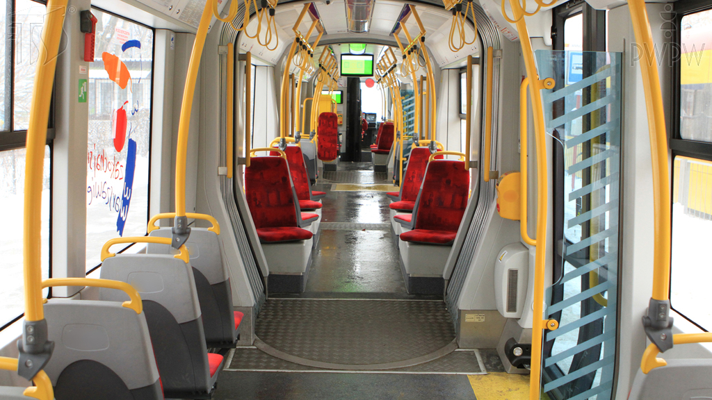 Soll man sich vergewissern, dass alle Passagiere die Straßenbahn verlassen haben, bevor man ins Depot einfährt?