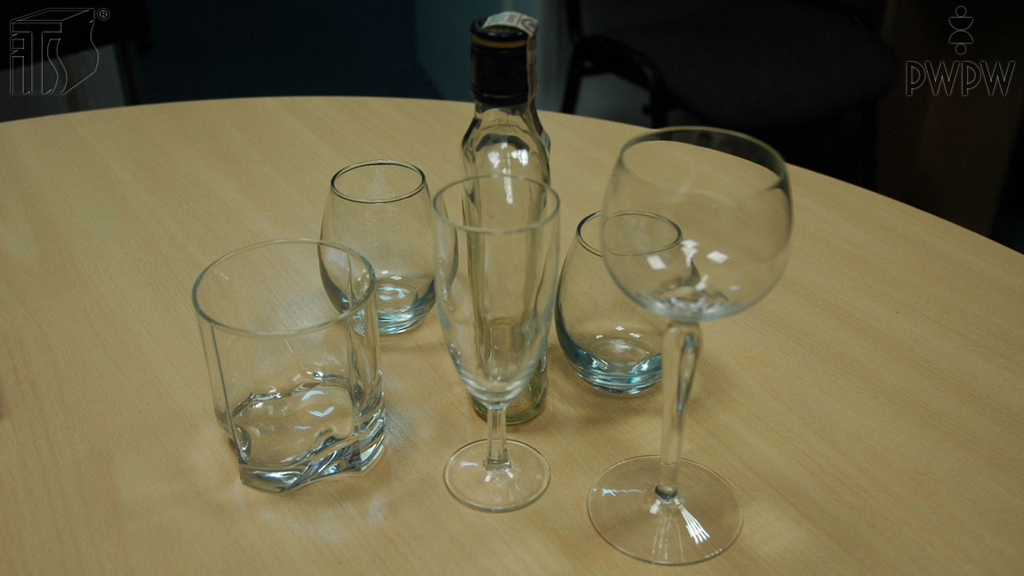 Can alcohol consumed induce changes in a tram driver's field of vision?