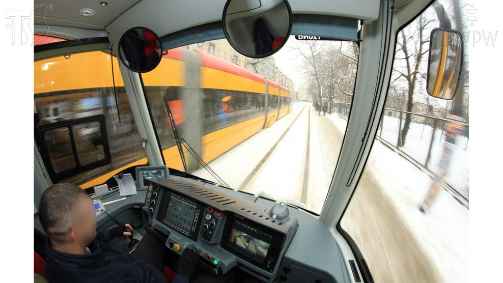Was dient zur Änderung der Fahrtgeschwindigkeit?