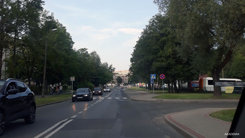 In the present situation, is the driver allowed to switch on the driving beam?