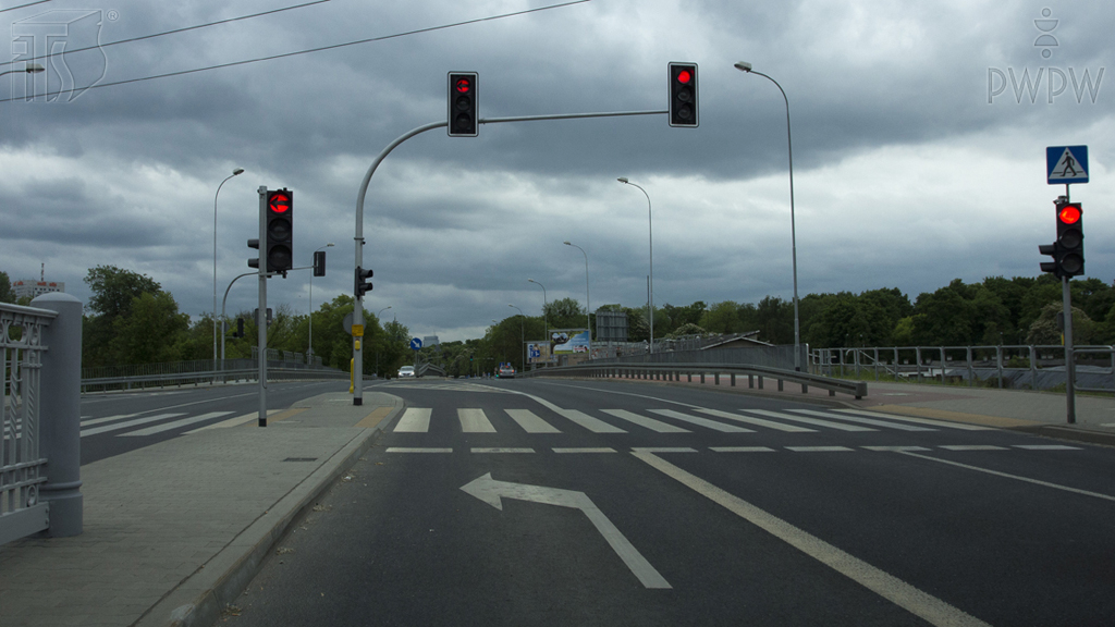 Sie haben gerade angehalten. Haben Sie das im Zusammenhang mit der Bedeutung des gerade gesendeten Lichtsignals an richtiger Stelle gemacht?