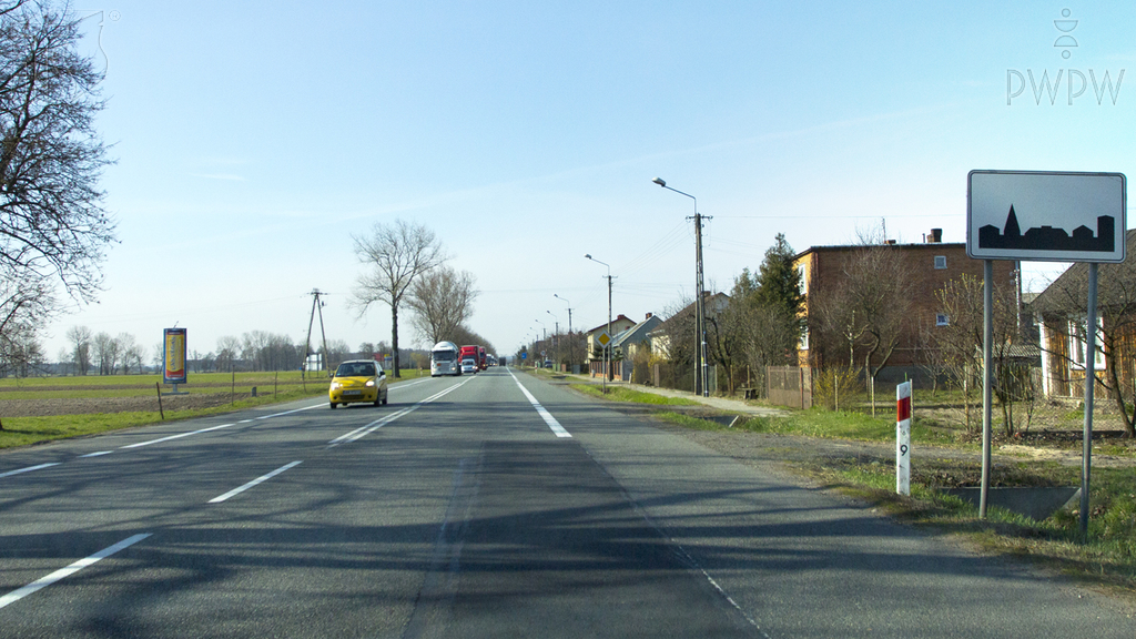 Bedeutet das abgebildete Zeichen, dass es sich hier um die Einfahrt in eine geschlossene Ortschaft handelt?
