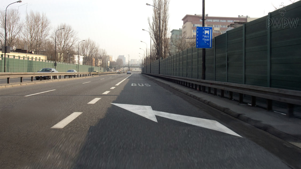 Is the right lane in this situation devoted to any vehicle?