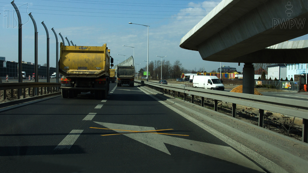 Are you allowed in this situation to change the lane you are occupying?