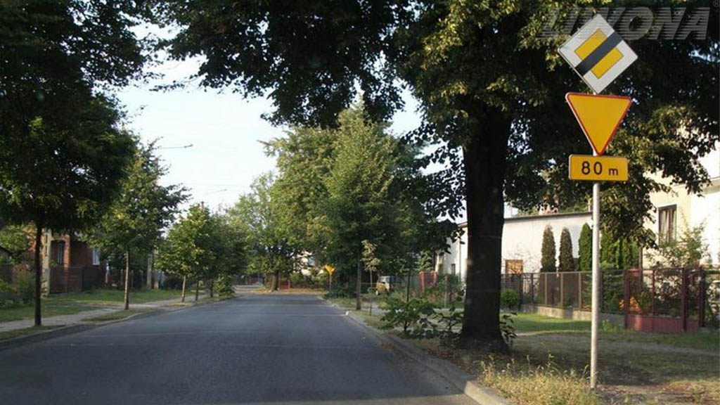 Nähern Sie sich in dieser Situation einer Vorfahrtsstraße?