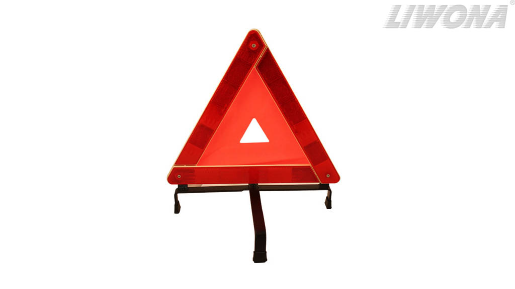 What is the purpose of the triangle, which is a mandatory equipment for passenger cars?