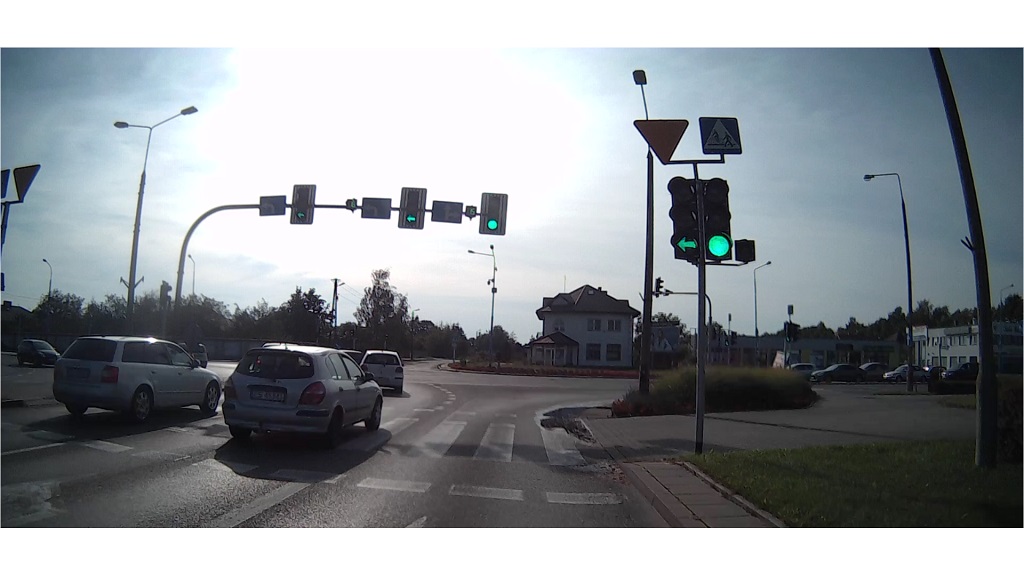 Can you turn right in this situation?