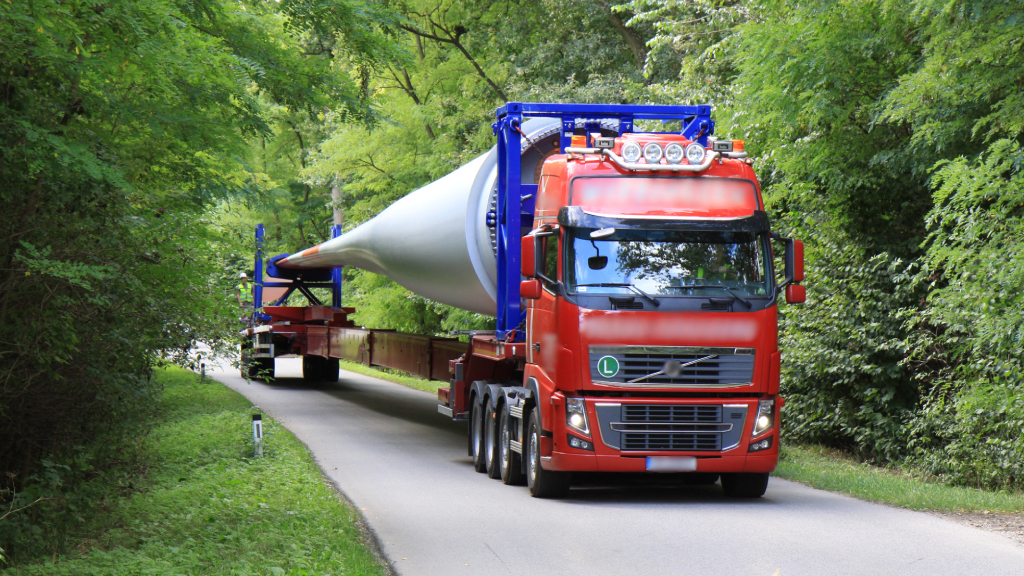 If you are driving an overnormative vehicle with the length exceeding 23 m, are you obliged to be piloted by assisting pilot vehicles?