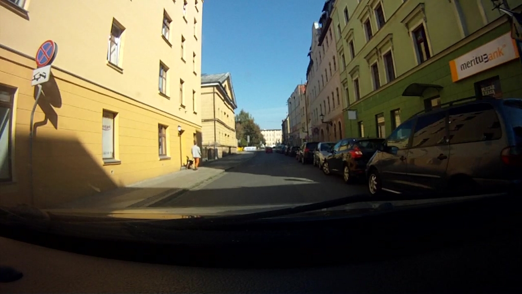 Gilt das präsentierte Verbot nur für den Bürgersteig?